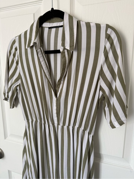 Tahari Dresses & Skirts - T Tahari Olive and White Stripped Belted Shirtdress